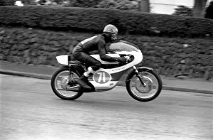 The International Isle of Man TT 350cc Junior Race, 7th June 1971 The International Isle of Man TT 350cc Junior Race, 7th June 1971
