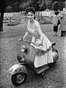 Italian actress Gina Lollobrigida attends the Sunday Pictorial Great Film Garden Party Italian actress Gina Lollobrigida attends the Sunday Pictorial Great Film Garden Party
