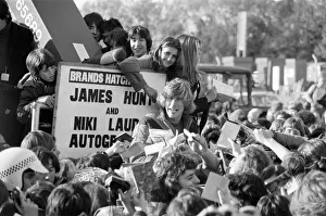 James Hunt and Niki Lauda get trapped by fans at Brands Hatch James Hunt and Niki Lauda get trapped by fans at Brands Hatch