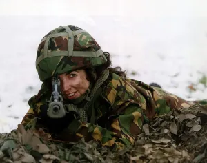 Jannine Lawrence Daily Mirror reporter spends a day with the Terratorial Army Jannine Lawrence Daily Mirror reporter spends a day with the Terratorial Army