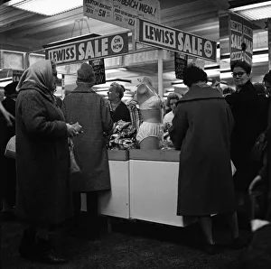 January sales at Lewis's Department store in Manchester. 2nd January 1962 January sales at Lewis's Department store in Manchester. 2nd January 1962
