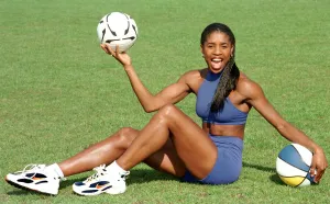 Jennifer Stoute Rebel of Gladiators March 1999 for Mirror Promotions Tops for Sport Jennifer Stoute Rebel of Gladiators March 1999 for Mirror Promotions Tops for Sport