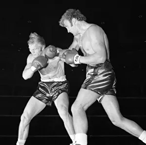Joe Bugner Heavyweight Boxer October 1972 fighting Jurgen Blin at Royal Albert Hall Joe Bugner Heavyweight Boxer October 1972 fighting Jurgen Blin at Royal Albert Hall