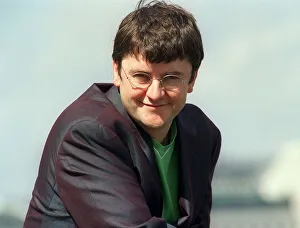 Joe Pasquale Comedian and TV Personality A©Mirrorpix Joe Pasquale Comedian and TV Personality A©Mirrorpix