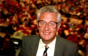 John Cole BBC political editor in Conference Hall DBase John Cole BBC political editor in Conference Hall DBase