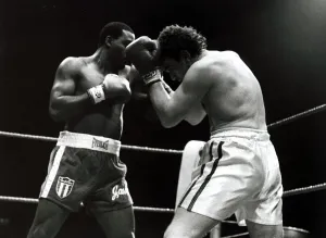 John L Gardner v Ossie Ocasio of Puerto Rico at Wembley 17/03/1981 March 17th 1981 John L Gardner v Ossie Ocasio of Puerto Rico at Wembley 17/03/1981 March 17th 1981