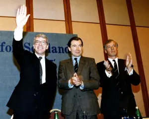 John Major Prime Minister in Moat House Hotel Glasgow waving John Major Prime Minister in Moat House Hotel Glasgow waving