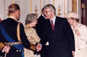 John Major and wife Norma meeting the Queen and Prince Philip at Buckingham Palace John Major and wife Norma meeting the Queen and Prince Philip at Buckingham Palace