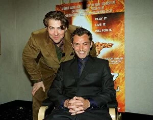 Images Dated 23rd April 1999: Jonathan Ross April 1999 TV presenter with Jude Law actor at Warner West End Cinema