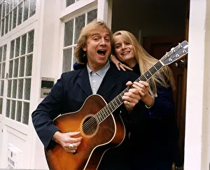 Justin Hayward lead singer of the moody blues plays guitar with his daughter Doremi Justin Hayward lead singer of the moody blues plays guitar with his daughter Doremi