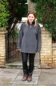 Kate Winslet Actress March 98 Outside her new home Kate Winslet Actress March 98 Outside her new home