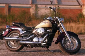 Kawasaki VN-800 Classic motorbike October 1997 sparkling in sun Kawasaki VN-800 Classic motorbike October 1997 sparkling in sun