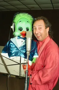 Keith Harris and Orville recording the Roy Castle record. 31st August 1994 Keith Harris and Orville recording the Roy Castle record. 31st August 1994