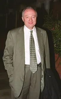 Ken Livingstone MP November 1999 arriving home (11.20) after a long day of interviews Ken Livingstone MP November 1999 arriving home (11.20) after a long day of interviews