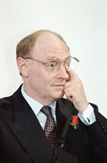 Labour leader Neil Kinnock during the 1992 General Election campaign. 25th March 1992 Labour leader Neil Kinnock during the 1992 General Election campaign. 25th March 1992