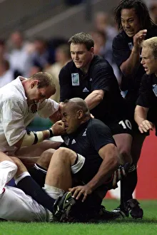 Lawrence Dallaglio of England Oct 1999 punching Jonah Lomu of New Zealand Lawrence Dallaglio of England Oct 1999 punching Jonah Lomu of New Zealand