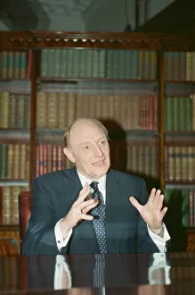Images Dated 30th March 1992: Leader of the Labour Party Neil Kinnock is interviewed by David Dimbleby ahead of