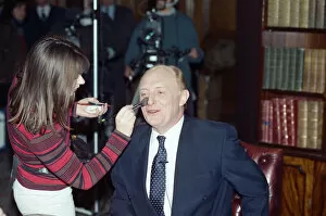Images Dated 30th March 1992: Leader of the Labour Party Neil Kinnock is interviewed by David Dimbleby ahead of