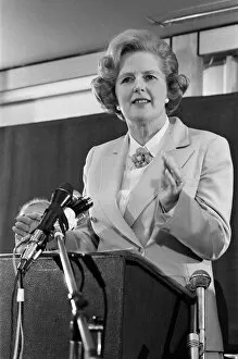 Images Dated 18th December 1978: Leader of the Opposition, Mrs Margaret Thatcher speaking at the Coburg Hotel Bayswater