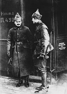 Leon Trotsky russian leader c 1920 wears uniform Dbase MSi Leon Trotsky russian leader c 1920 wears uniform Dbase MSi