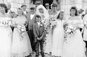Les Dawson and wife Tracey wedding group 1989 Les Dawson and wife Tracey wedding group 1989