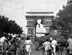 Liberated Paris. General de Gaulle has toured liberated Paris laying a wreath on the tomb Liberated Paris. General de Gaulle has toured liberated Paris laying a wreath on the tomb