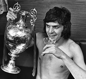 Liverpool clinch the title with victory over Leicester at Anfield Liverpool clinch the title with victory over Leicester at Anfield