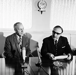 Liverpool manager Bill Shankly announces his retirement Liverpool manager Bill Shankly announces his retirement