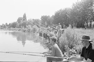 Look out fish! A group of boys aged between ten and fourteen years seen here at Wraysbury Look out fish! A group of boys aged between ten and fourteen years seen here at Wraysbury