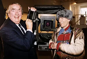 Images Dated 31st March 1995: Lord Dennis Healey Snaps Richard O Brien Of The Crystal Maze