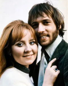 Lulu singer 1969 with her husband Maurice Gibb a member of The Bee Gees Lulu singer 1969 with her husband Maurice Gibb a member of The Bee Gees