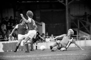Luton Town. vs. Arsenal. August 1977 77-04352-030 Luton Town. vs. Arsenal. August 1977 77-04352-030