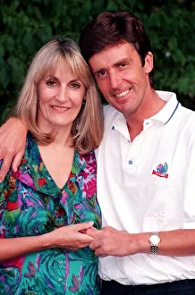 LYNN FAULDS-WOOD, WITH HUSBAND JOHN STAPLETON, IN PHOTOCALL - 91/8171 LYNN FAULDS-WOOD, WITH HUSBAND JOHN STAPLETON, IN PHOTOCALL - 91/8171