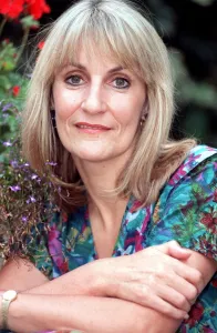 LYNN FAULDS-WOOD IN PHOTOCALL - 91/8171 ----- LYNN FAULDS-WOOD LYNN FAULDS-WOOD IN PHOTOCALL - 91/8171 ----- LYNN FAULDS-WOOD