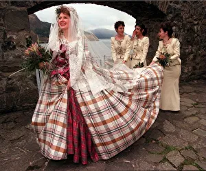 Lynne Johnston Clothes Show Bride of the Year March 1998 who married David Lonie at Lynne Johnston Clothes Show Bride of the Year March 1998 who married David Lonie at