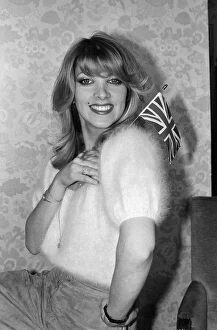 Images Dated 6th May 1977: Lynsey de Paul at Wembley for a rehearsal of the Eurovision Song Contest. 6th May 1977