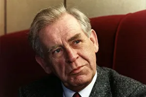 Magnus Magnusson BBC TV Presenter of Mastermind a general knowledge quiz programme Magnus Magnusson BBC TV Presenter of Mastermind a general knowledge quiz programme