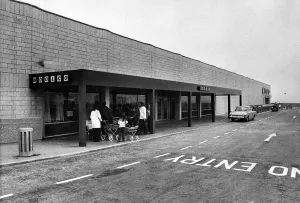 The main entrance of the new Woolco store at Washington New Town has electrically The main entrance of the new Woolco store at Washington New Town has electrically