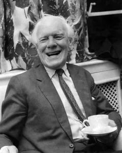 Malcolm Muggeridge resigns as Rector of the Edinburgh University. January 1968 P007334 Malcolm Muggeridge resigns as Rector of the Edinburgh University. January 1968 P007334
