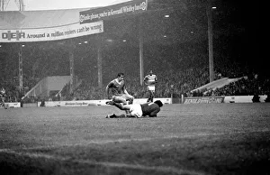 Manchester City 0 v. Notts Forest 0. Division 1 Football.. October 1981 MF04-07-013 Manchester City 0 v. Notts Forest 0. Division 1 Football.. October 1981 MF04-07-013