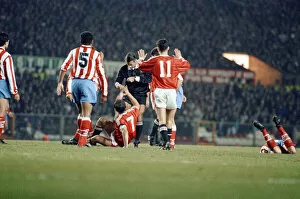 Images Dated 6th November 1991: Manchester United 1 Atletico Madrid 1 Cup-Winners Cup 2nd Round