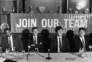 Images Dated 1st July 1987: Manchester United manager Alex Ferguson joined by chairman Martin Edwards unveils his new
