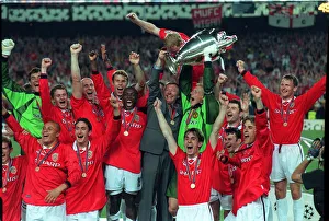 Manchester United players May 1999 including goalkepeer Peter Schmeichel (3rd R Manchester United players May 1999 including goalkepeer Peter Schmeichel (3rd R