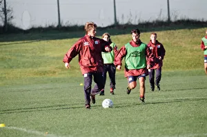 Manchester United in training. David Beckham on the ball Manchester United in training. David Beckham on the ball