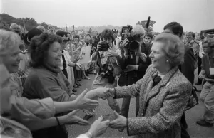 MARGARET THATCHER ELECTIONEERING - MAY 1987-3075 MARGARET THATCHER ELECTIONEERING - MAY 1987-3075