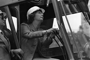 Margaret Thatcher ex Prime Minister controls a crane in a building site 1986 Margaret Thatcher ex Prime Minister controls a crane in a building site 1986