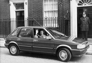 Images Dated 1st March 1983: MARGARET THATCHER PROMOTES THE MAESTRO CAR OUTSIDE 10 DOWNING STREET - 1ST MARCH 1983