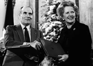 Images Dated 12th February 1986: Margaret Thatcher signs Channel Agreement Feb 1986 with Francois Mitterrand