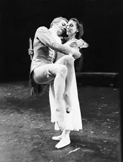 Margot Fonteyn Ballet Dancer rehearsing with John Gilpin Dbase MSI Margot Fonteyn Ballet Dancer rehearsing with John Gilpin Dbase MSI