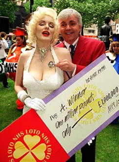 Marilyn Monroe Double Pauline Bailey and TV presenter Peter Marshall launch National Marilyn Monroe Double Pauline Bailey and TV presenter Peter Marshall launch National